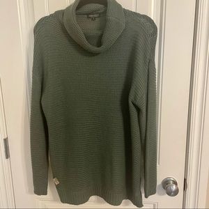 Simple Southern Turtle Neck Sweater